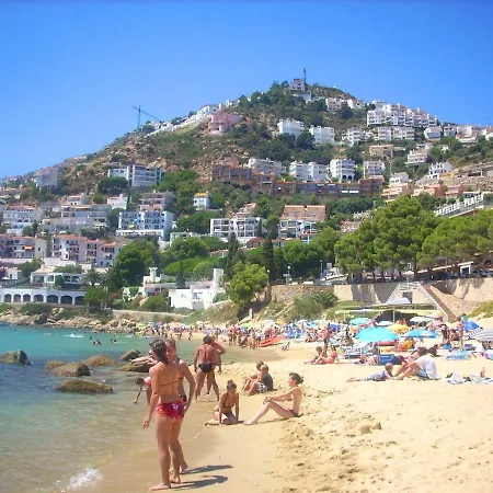 Apartment Apart-rent Francesc Macia 2003 *